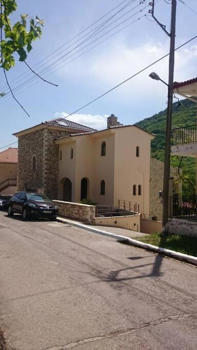 Villa Ria Kalavryta Dış mekan fotoğraf